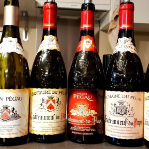 chateaux-neuf-de-pape-bottles