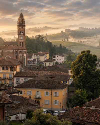 piedmont-langhe-nebbiolo-vineyards-fog